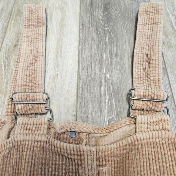 Aerie Corduroy Overalls Straight Leg Relaxed Fit Loose Women's Medium Tan Kakhi - Picture 10 of 11